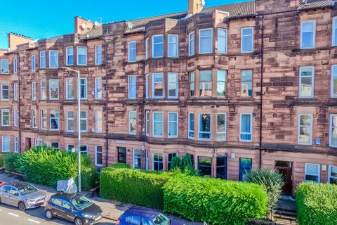 2 bedroom flat for sale, Tantallon Road, Flat 0/2, Shawlands, Glasgow, G41 3HJ