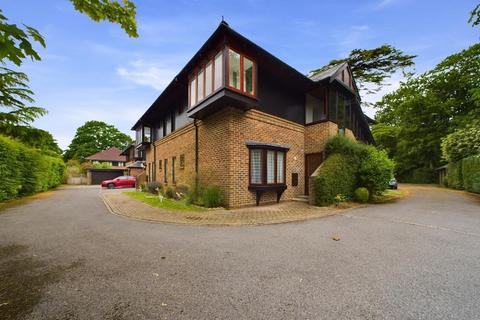 2 bedroom apartment for sale, Larch Close, Chichester