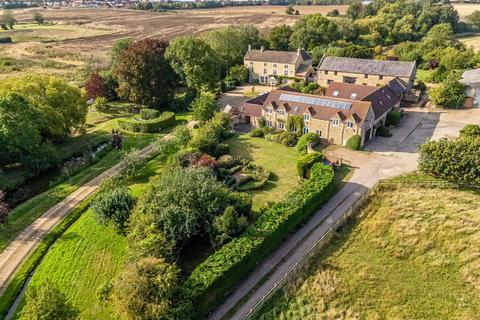 4 bedroom barn conversion for sale, Cranford Road, Kettering NN15