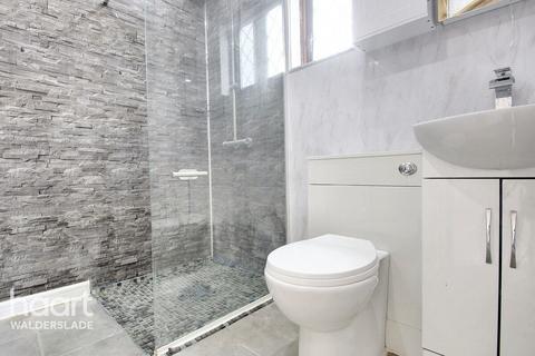 5 Archer Road, Chatham, ME5 8LH