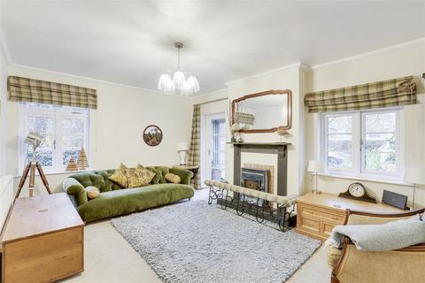 4 bedroom cottage for sale, Church Lane, Epperstone NG14