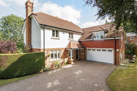 5 bedroom detached house for sale, Rutland Drive, Harrogate, HG1