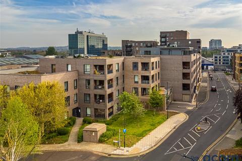 4 bedroom duplex to rent, Dove Tree Apartments, London NW9