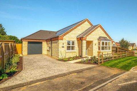 3 bedroom bungalow for sale, The Willows, Cranwell