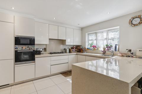 5 bedroom detached house for sale, Wood End, Croxley Green, Rickmansworth, WD3