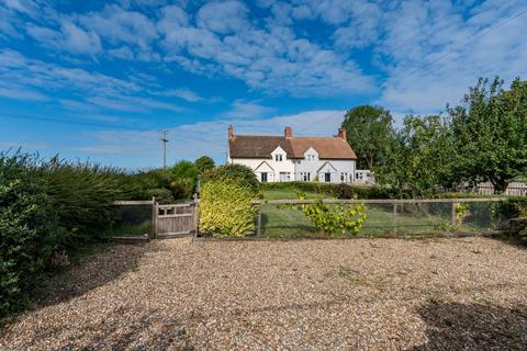 3 bedroom semi-detached house for sale, Thame Road, Bicester OX25