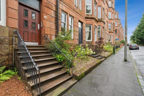 2 bedroom flat for sale, Bellwood Street, Flat 1/1, Shawlands, Glasgow, G41 3EX