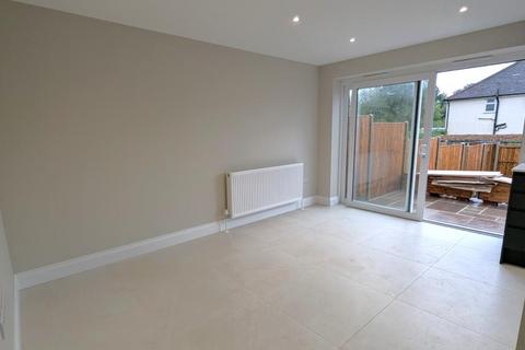 undefined, Batten Avenue, Woking GU21