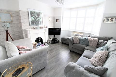 3 bedroom terraced house for sale, Erith Road, Bexleyheath, DA7 6BN