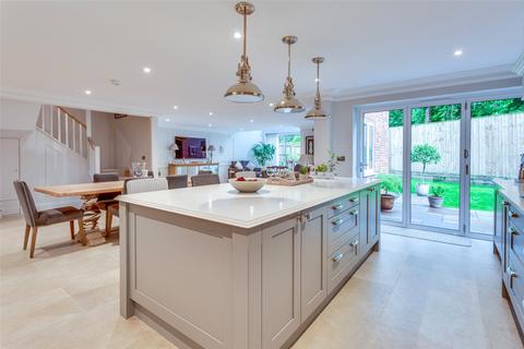 Lock House, 2 Beechwood Drive, Marlow, SL7 2DJ