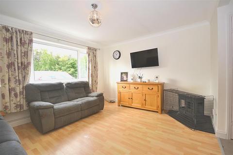 3 bedroom end of terrace house for sale, Sheridan Close, Frampton, Dorchester