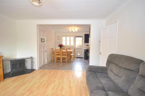 3 bedroom end of terrace house for sale, Sheridan Close, Frampton, Dorchester