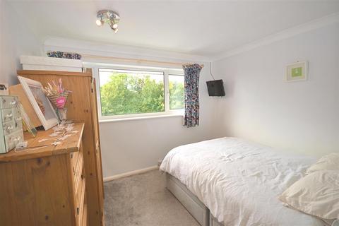 3 bedroom end of terrace house for sale, Sheridan Close, Frampton, Dorchester