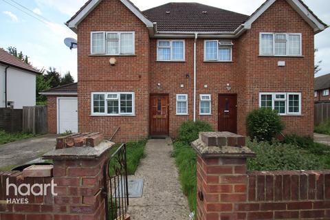 6 bedroom semi-detached house to rent, Lime Grove, Hayes
