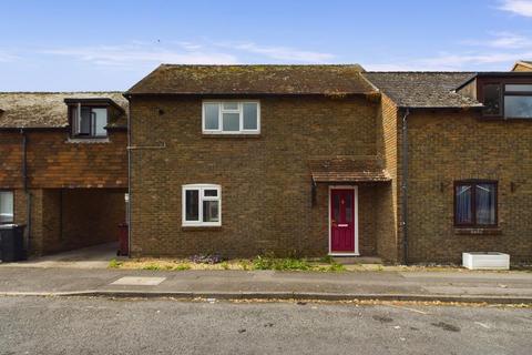 2 bedroom terraced house for sale, St. Peters Crescent, Selsey