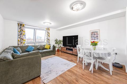 2 bedroom apartment for sale, Len Bishop Court, London, E1W