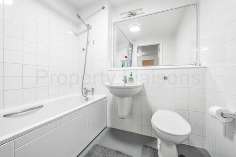 2 bedroom apartment for sale, Len Bishop Court, London, E1W