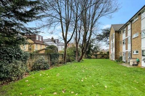 17 Harleyford, Bromley, BR1 3HW