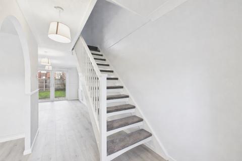 2 bedroom terraced house to rent, Frobisher Mews, Churchdown