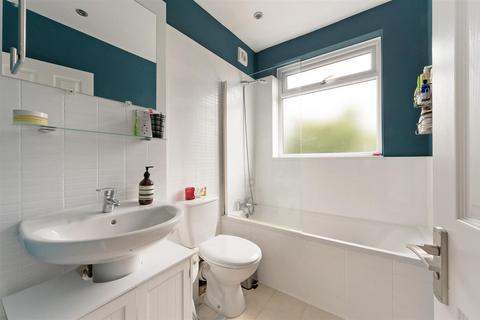 43 Grove Road, London, SW19 1BJ