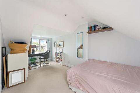 43 Grove Road, London, SW19 1BJ