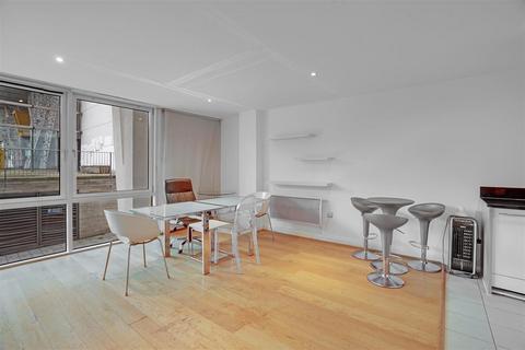 2 bedroom apartment for sale, Winchester Road, London