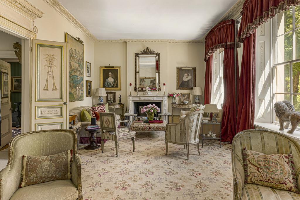 Connaught Square, Hyde Park, London W2 6 bed house for sale £8,500,000