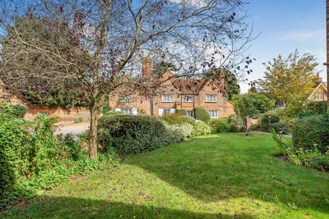 4 bedroom semi-detached house for sale, Sonning on Thames,  Berkshire,  RG4