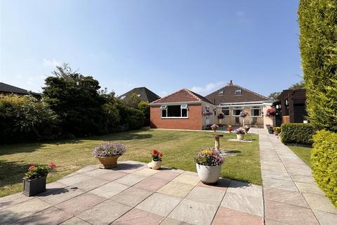 2 bedroom detached bungalow for sale, Heyhouses Lane, Lytham St Annes