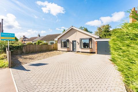 4 bedroom detached bungalow for sale, Rushmere Road, Carlton Colville, NR33