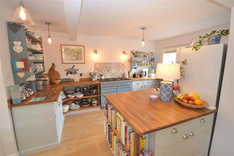 2 bedroom detached house for sale, Godmanstone, Dorchester