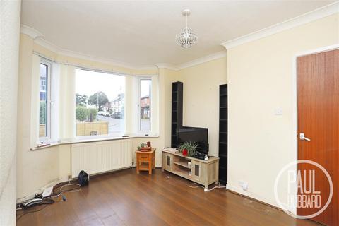 2 bedroom semi-detached bungalow for sale, Stradbroke Road, Lowestoft, NR33