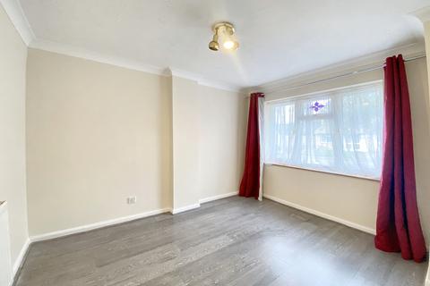 4 bedroom terraced house to rent, Ratcliffe Close, Uxbridge