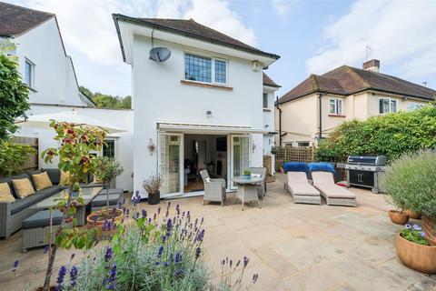 3 bedroom detached house for sale, Outwood Lane, Chipstead