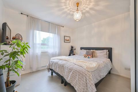 2 bedroom flat for sale, Columbia Road, Bethnal Green, London, E2