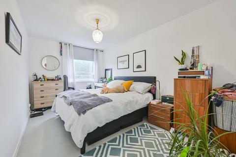 2 bedroom flat for sale, Columbia Road, Bethnal Green, London, E2