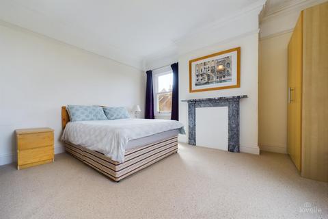 East Acridge House East Acridge, Barton-upon-humber, DN18 5HH