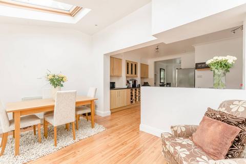 49 Nelson Road, London, SW19 1HS