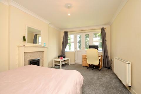 2 bedroom apartment for sale, Sycamore Chase, Pudsey, Leeds, West Yorkshire