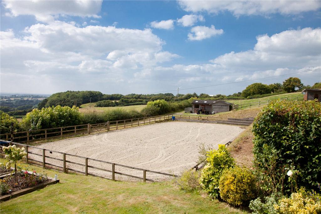 Outdoor arena