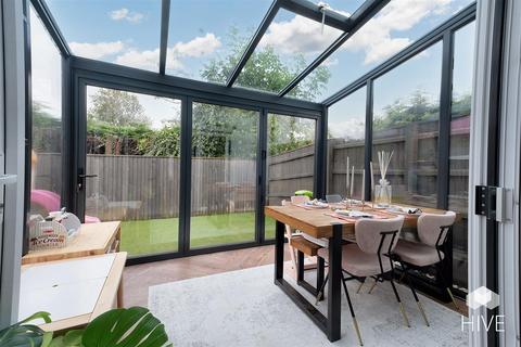 1 Evergreen Close, Poole, BH16 5FL