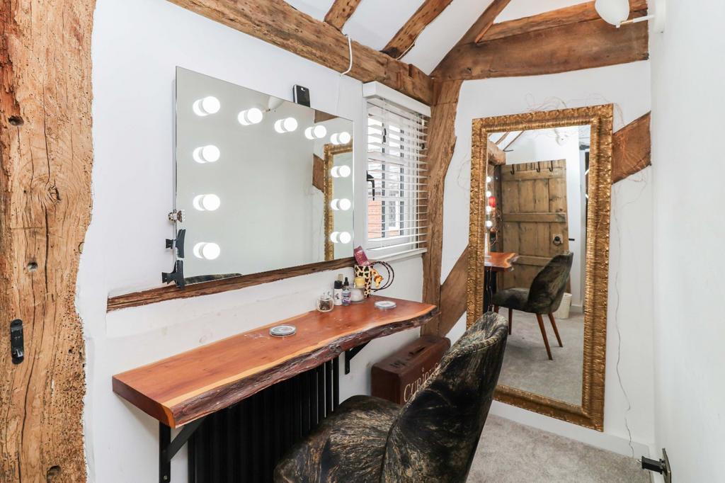 Study/ Dressing Area