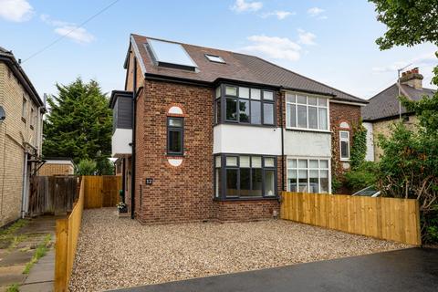 12 Lovell Road, Cambridge, CB4 2QR