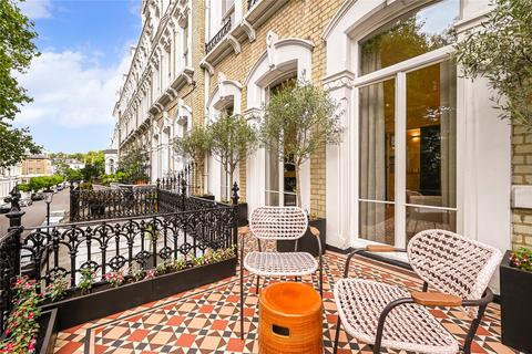Flat 4, 21 Redcliffe Square, London, SW10 9JX
