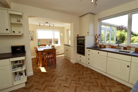 4 bedroom semi-detached house for sale, Spring Road, Market Weighton, York