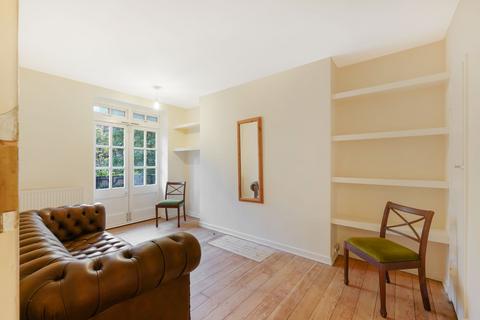 2 bedroom apartment to rent, Edward Bond House, WC1H