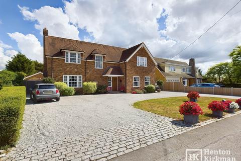 4 bedroom detached house for sale, Orchard Avenue, Ramsden Bellhouse, Billericay