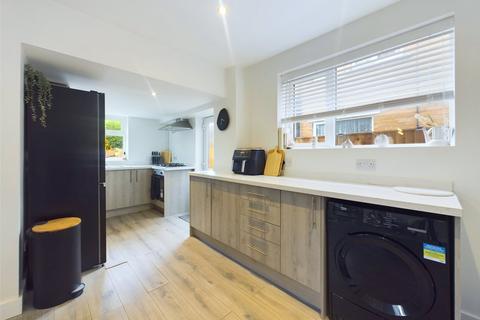 19 Glebe Road, Campsall, Doncaster, DN6 9PD