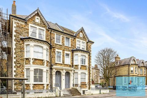 3 bedroom apartment for sale, Cromwell Road, Hove, BN3