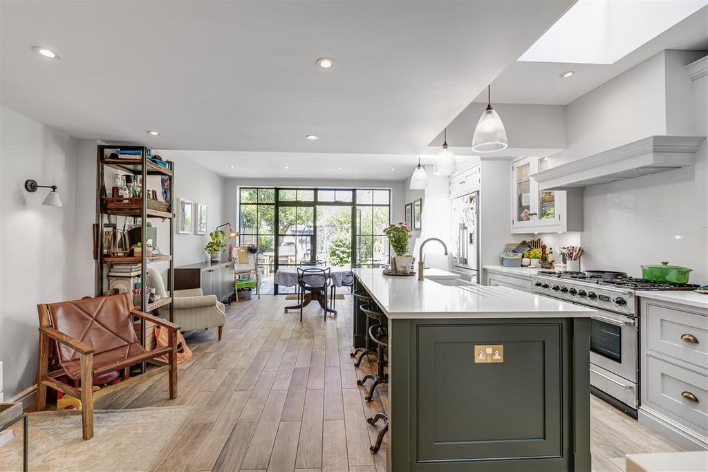 Kitchen/Family Room